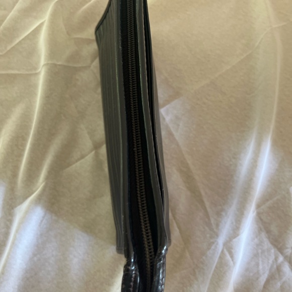 AUTHENTIC MARIO VALENTINO LEATHER CLUTCH BAG - Picture 9 of 13